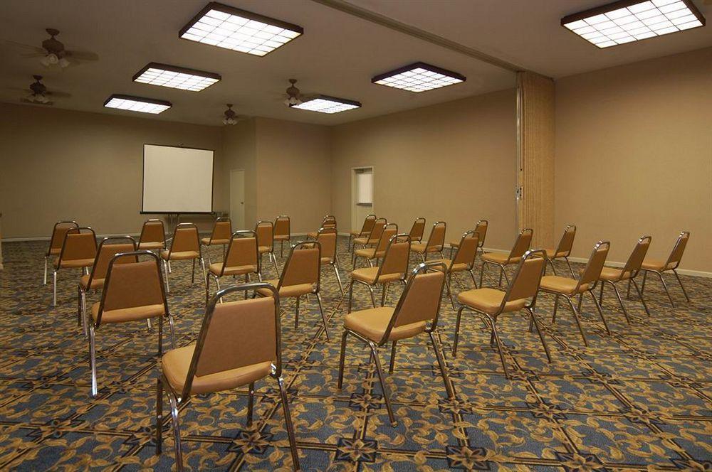 Hotel Western Executive & Manteca