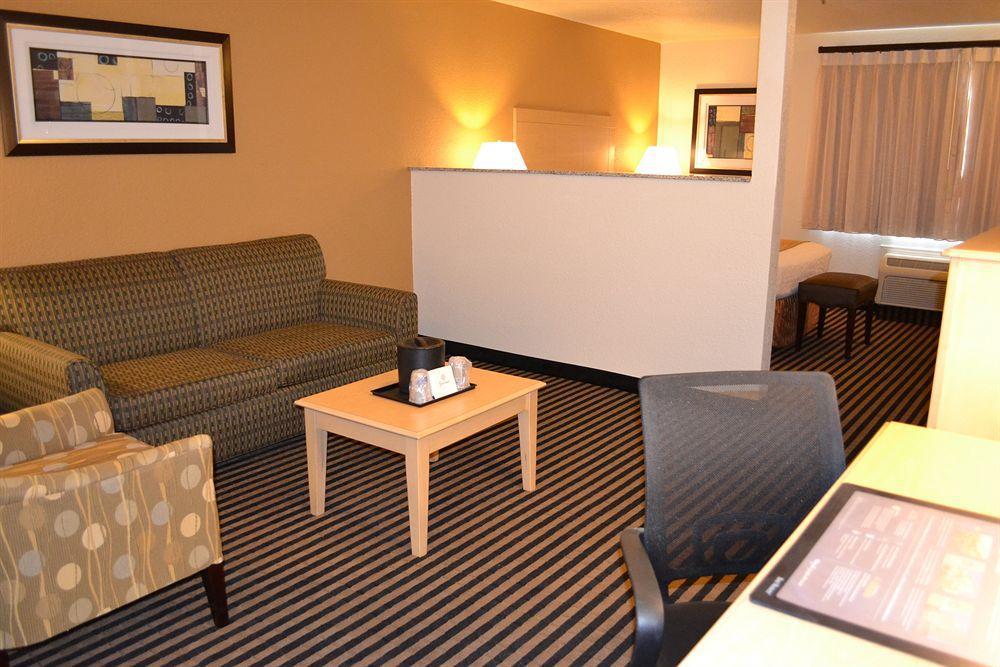 Western Executive & Hotel Manteca