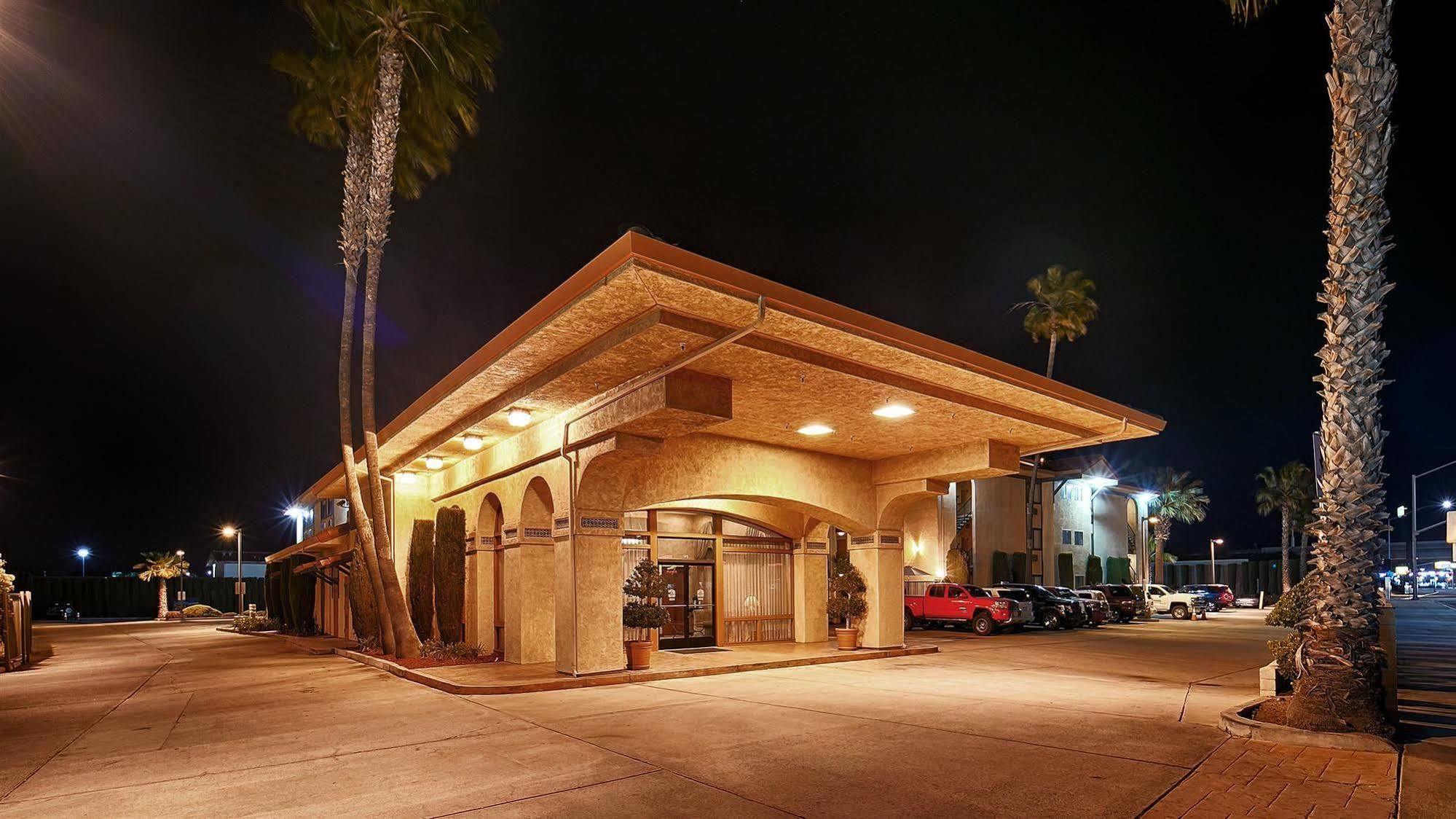 Western Executive & Manteca