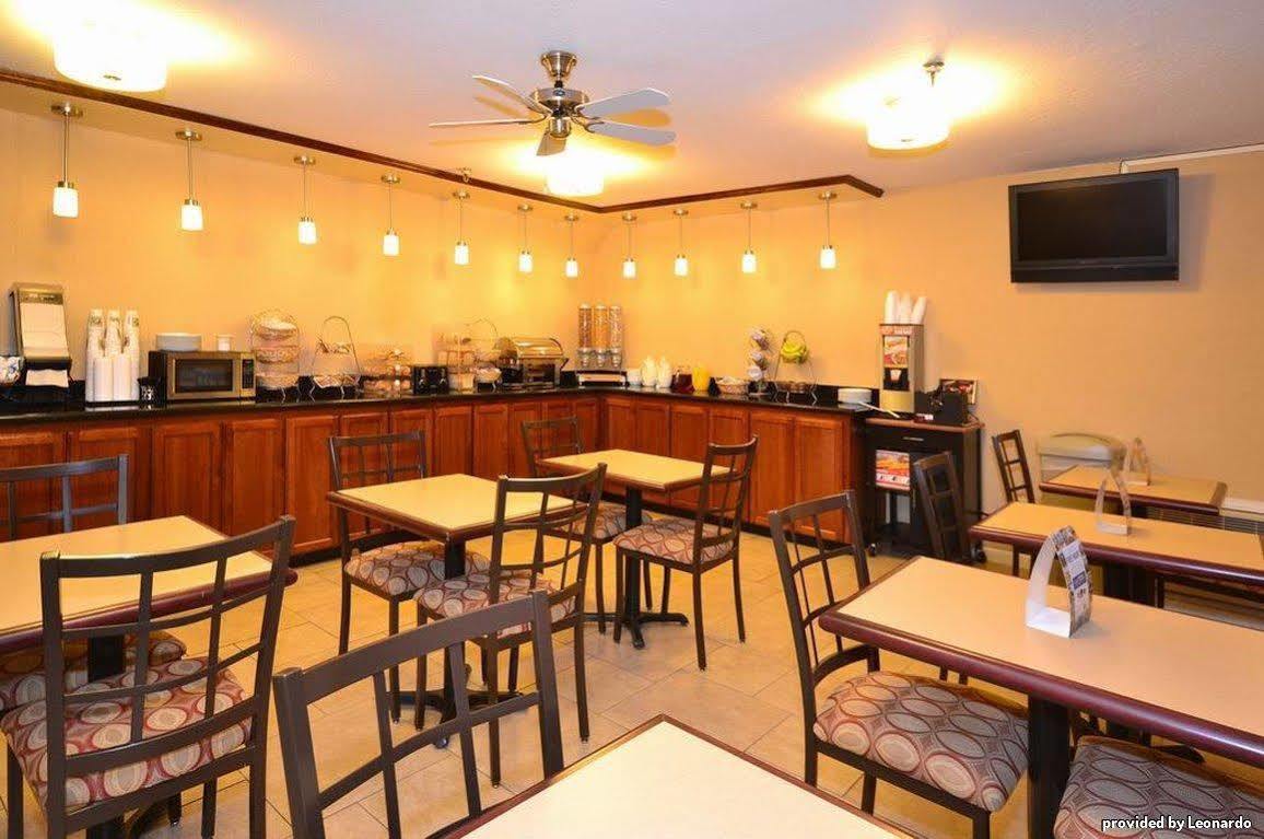 Western Executive & 3* Manteca